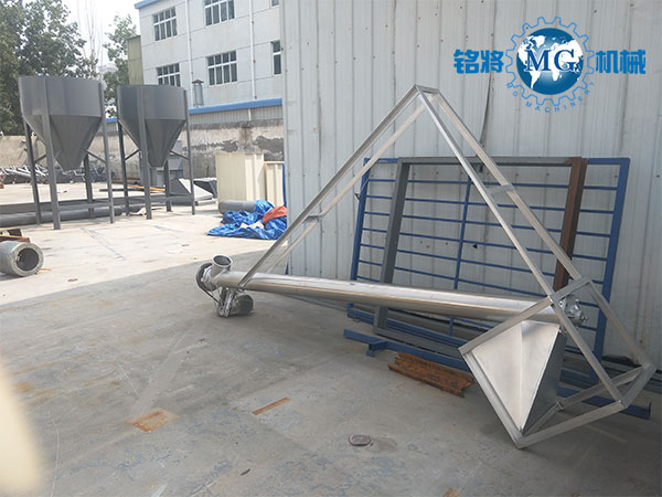 幹粉砂漿設備選用螺旋（xuán）輸送機還是鬥式提升機？